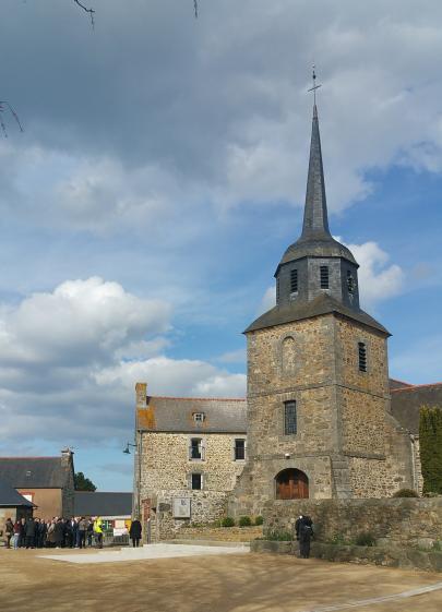 Les abords de l'église
