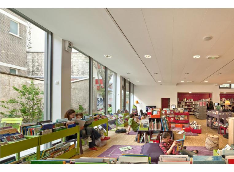 09_terreneuve-architectes_blm_salle-de-lecture-3.jpg