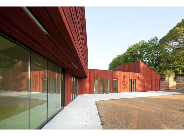 02_terreneuve-architectes-architecture-bois-centre-loisirs-magnanville.jpg