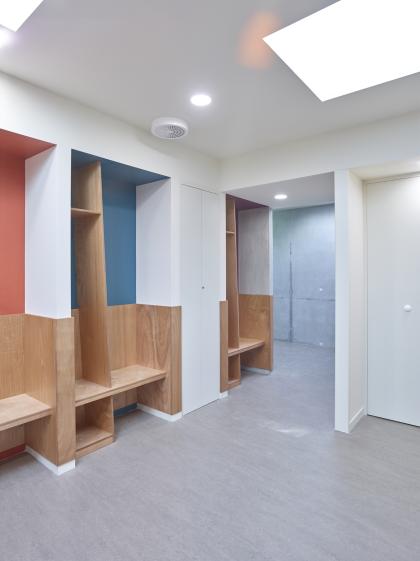 Le vestibule et ses meubles-vestiaires intégrés