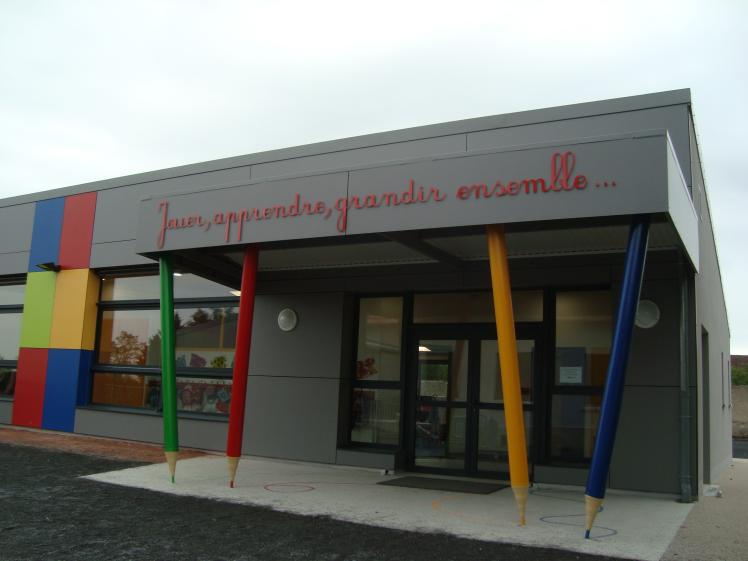 Porche d'entrée de l'Ecole Maternelle