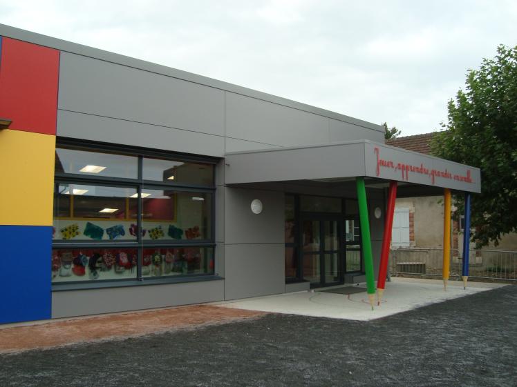 Façade sur cour de l'Ecole Maternelle