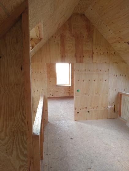 aménagement intérieur en bois brut