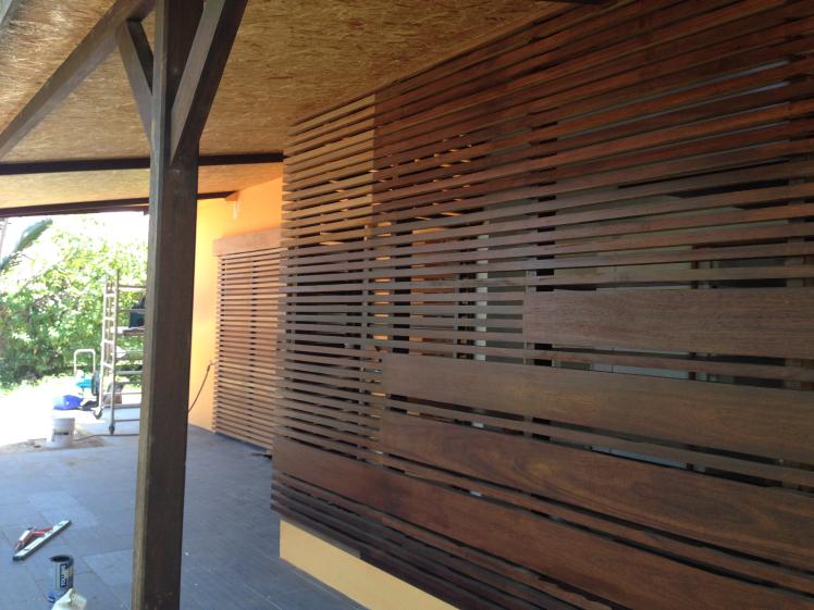 La résille bois et la terrasse