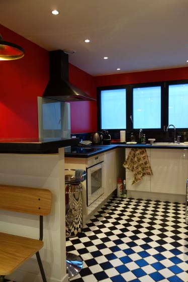 Cuisine dans l'ancien garage