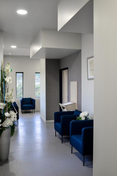 Espace de circulation desservant les Salons de présentation.