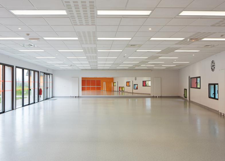 Une salle d'activités et un centre de loisirs THPE à Eslettes (76)