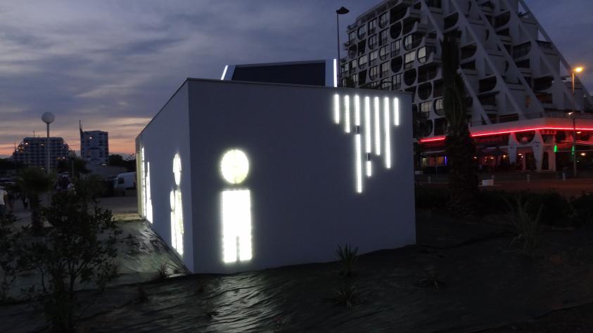 2011-03_bloc_sanitaires_-_la_grande_motte_13.jpg