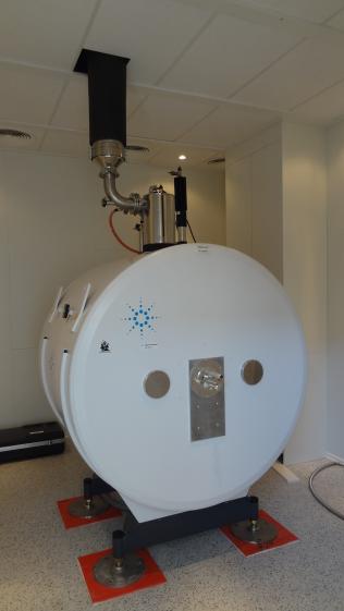 2010-10_univ._mont._ii_plateforme_irm_16.jpg
