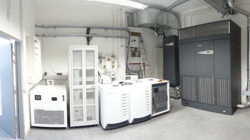 2010-10_univ._mont._ii_plateforme_irm_17.jpg