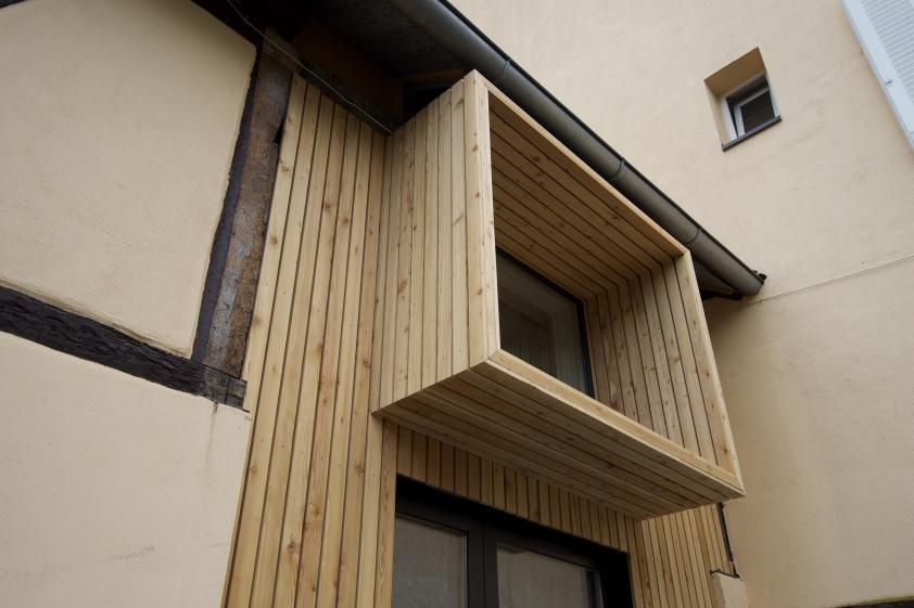 Détail du auvent d'entrée