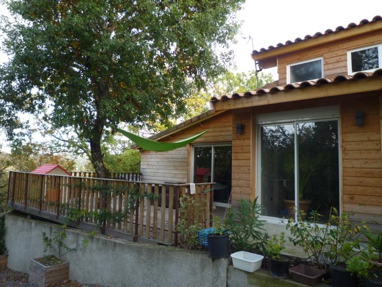 Vue 1, sur l'angle Nord-Ouest du Logement.