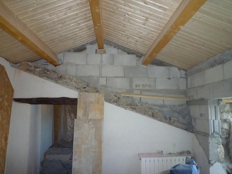 Vue intérieure de la future chambre.