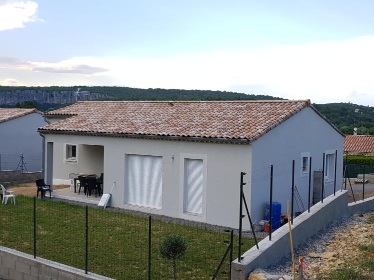 2 Maisons Locatives à PRADONS 07
