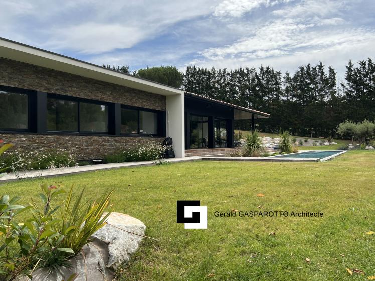 Villa contemporaine de plain-pied