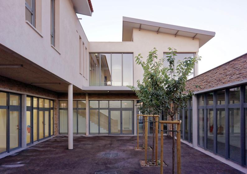 Entrée des écoles