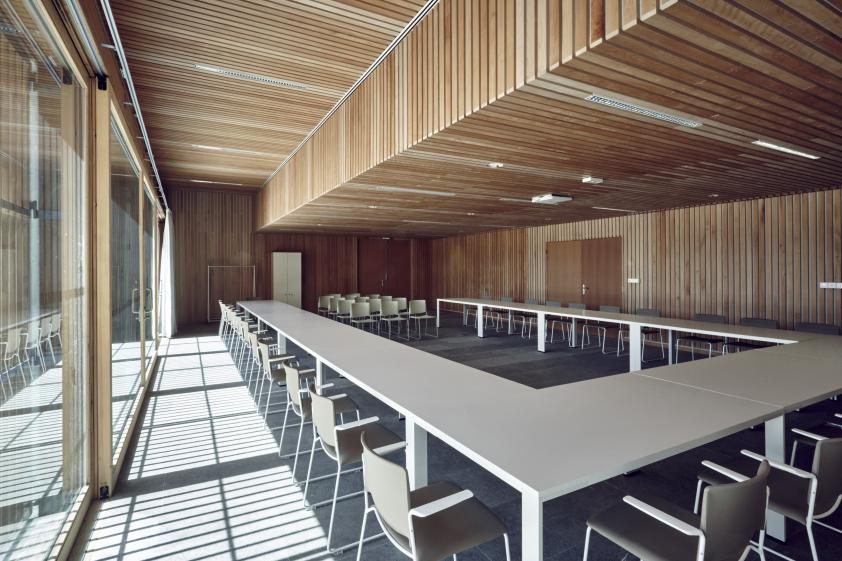 10_grabels_salle_du_conseil_c_jbryon.jpg