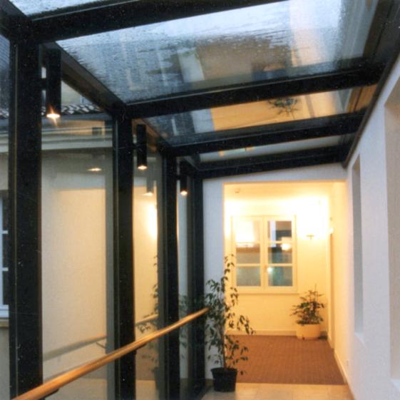 couloir vitré