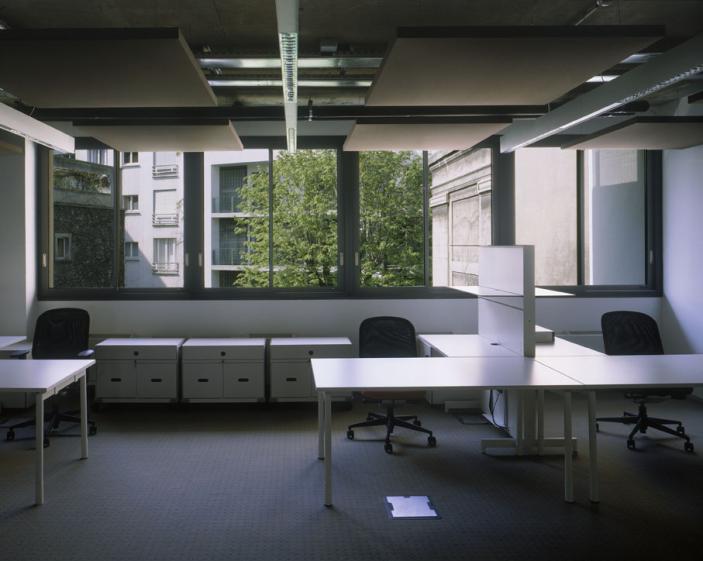 bureaux sur cour