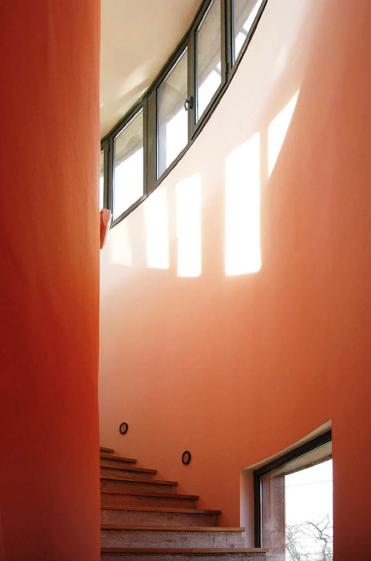 escalier vers la salle de dégustation