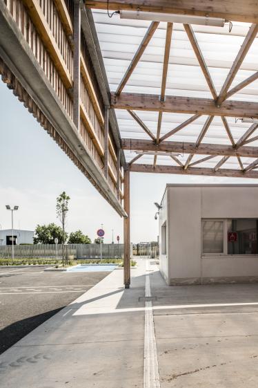 Un travail entre bois et béton