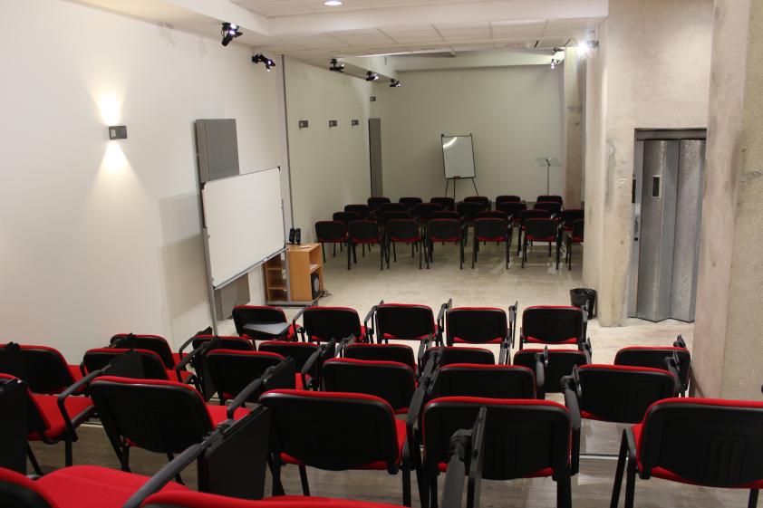 10_salle_de_cours.jpg