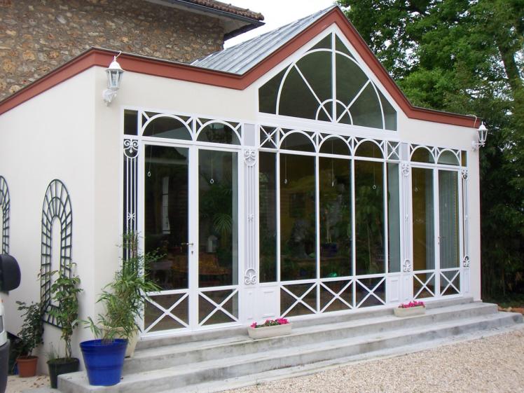 Extension de maison individuelle - verrière en acier 