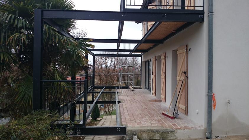 terrasse créée - construction de la terrasse métallique