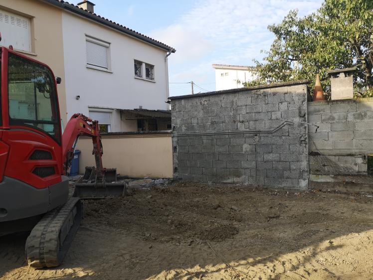 Démarrage des travaux : démolitions, fouilles et terassement