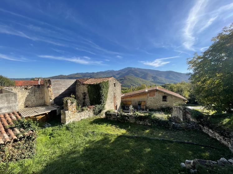 La grange et la maison avant travaux