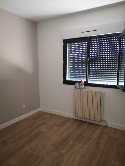Les travaux en cours de finition : une chambre