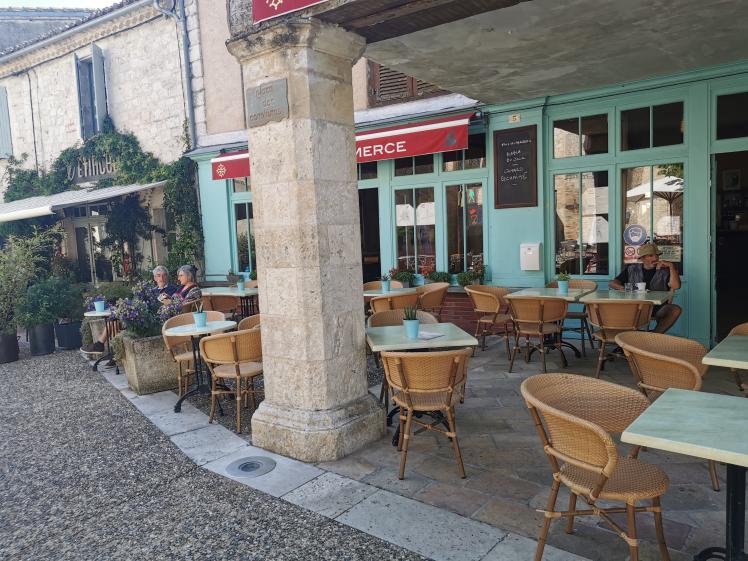 Audits et préconisations Accessibilité et Sécurité Incendie d'un café (ERP) dans