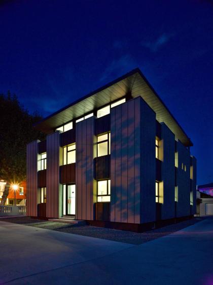 Façade sur le Boulevard