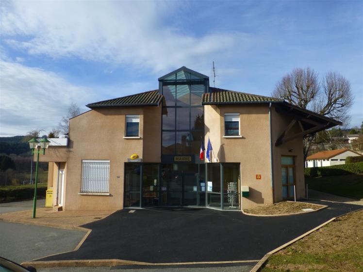Entrée de la Mairie après travaux