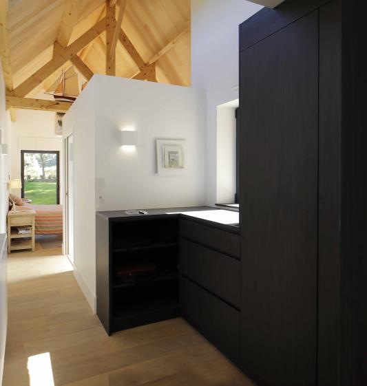Dressing ouvert + Bloc salle de bain