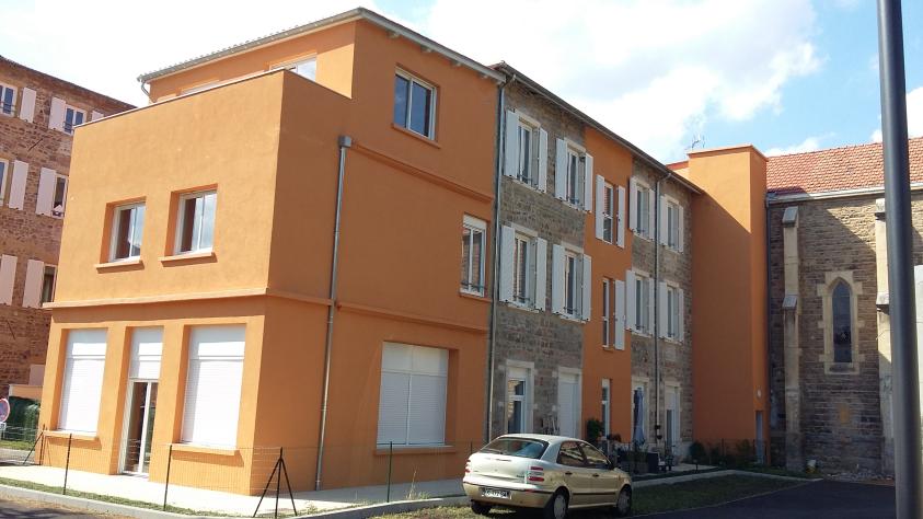 Réhabilitation d'une ancienne maison de retraite en plateaux de logements