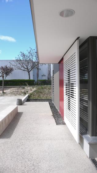 2c2l_architecture-croix-rouge-volet_coulissant_.jpg