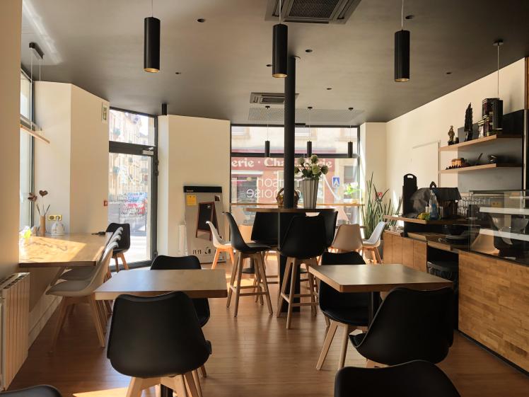La Maison Chinoise - Intérieur, " mange-debout " et accessibilité PMR