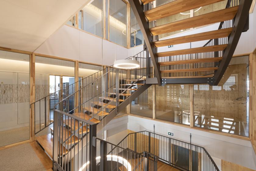 Immeuble de bureaux // Escalier