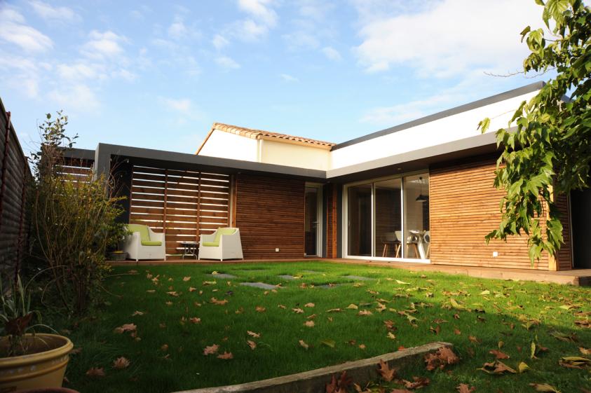 Extension d'une maison traditionnelle à Gétigné.