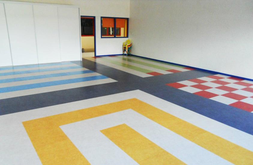 st_sulpice_ecole_interieur_salle.jpg