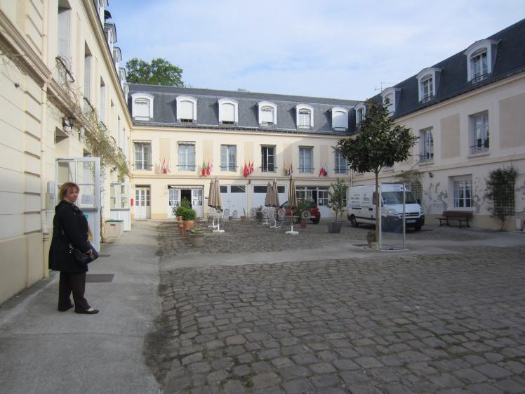 Cour intérieur Château du Val_ existant