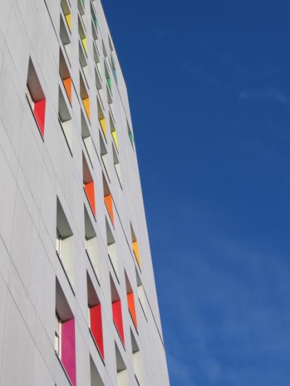NANTES-TOUR SUISSE-DÉTAIL-COULEURS