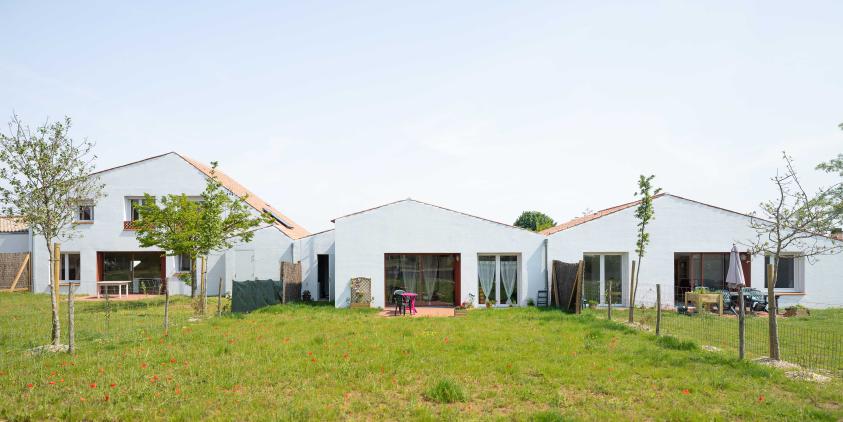 1805-mures-murs-st-jean-de-beugne-vendredi-architectes-3maisonspano.jpg