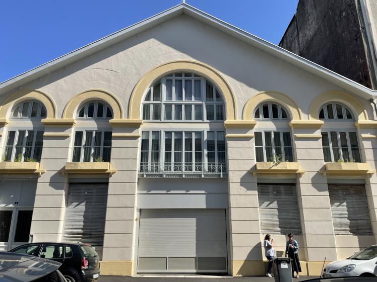 • Livraison : EC • Maître d'ouvrage : Privé • Coût : NC • SP : 1460m² • Mission 