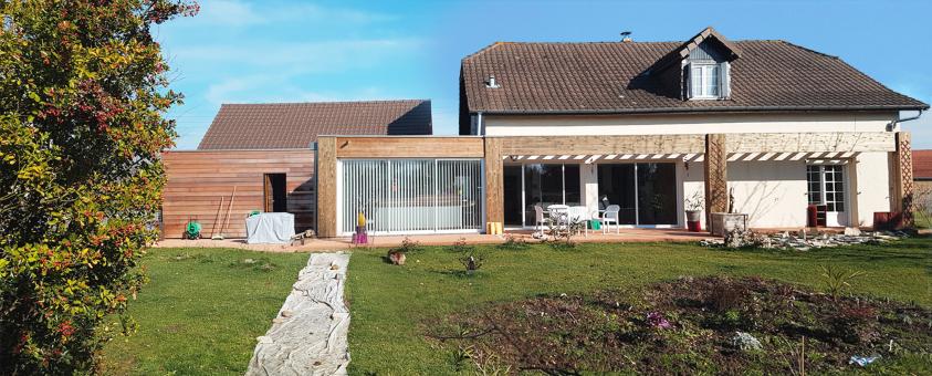 • Livraison : 02/2016 • Maître d'ouvrage : Privé • Coût : 150000€TTC • SP : 165m