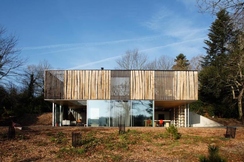 dhouse_002_noon.jpg
