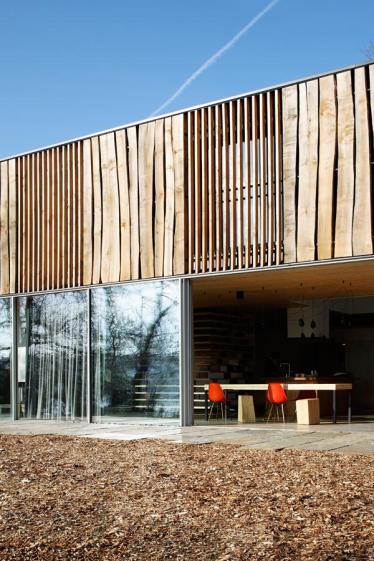 dhouse_010_noon.jpg