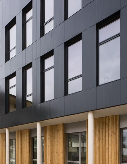 Détail : Façade Nord Nord-Ouest - Bardage bois & métallique
