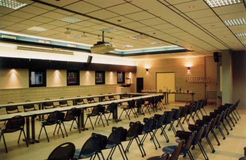 auditorium_2.jpg